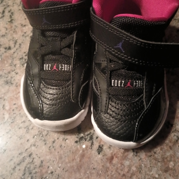 Nike Jumpman Two- baby - Picture 3 of 5